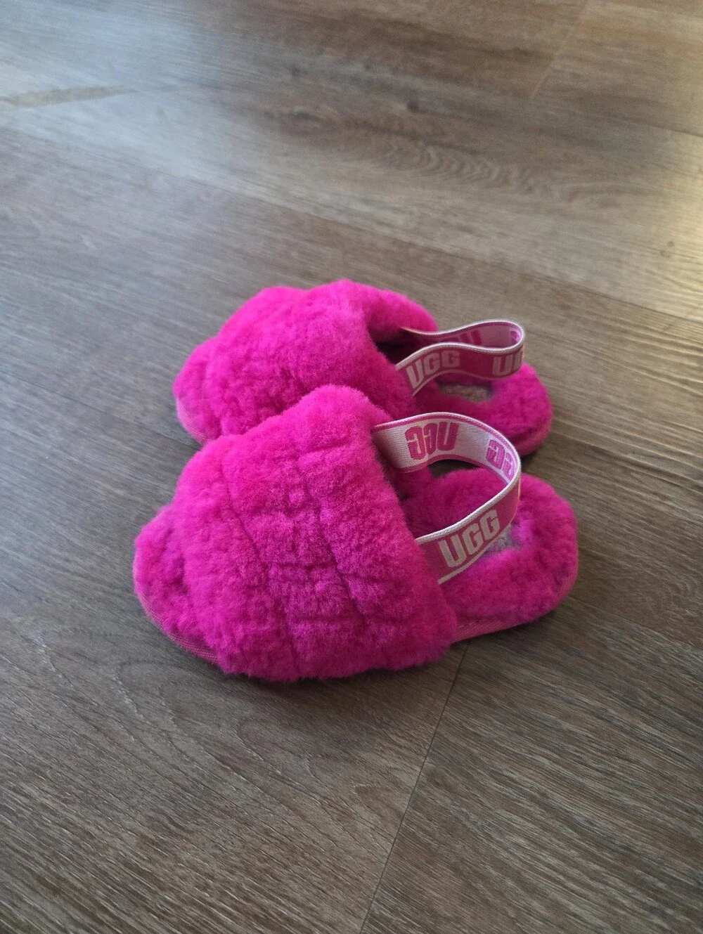 Ugg Girls Toddler Baby Fuzzy Hot Pink Slide Slippers size 9